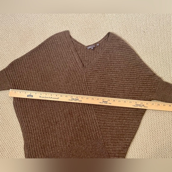 Vince sweater womens brown yak wool batwing vneck - Picture 6 of 8